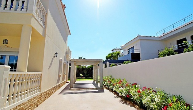 Resale - Detached Villa - Orihuela Costa - Cabo Roig