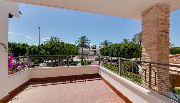 Herverkoop - Herenhuis - Orihuela Costa - calle pino carrasco