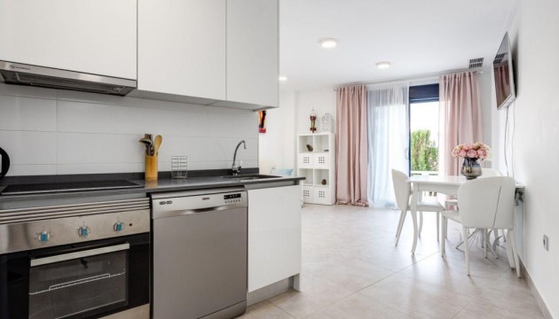 Herverkoop - Apartment - Torrevieja - avenida de las Buganvillas