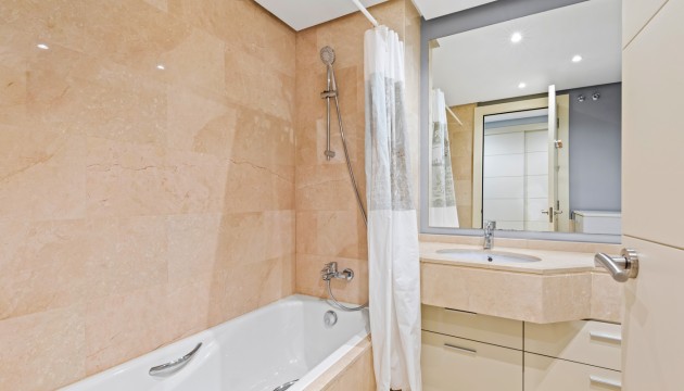 Reventa - Apartamento - Orihuela - Las Colinas Golf