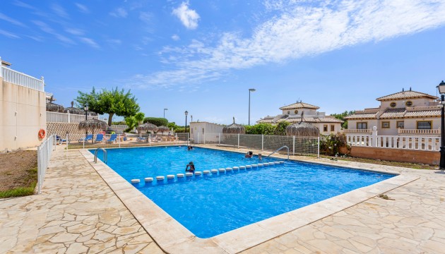 Перепродажа - Таунхаус - Orihuela Costa - Lomas de Cabo Roig