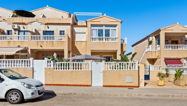 Resale - Apartment - Torrevieja - La Ciñuela