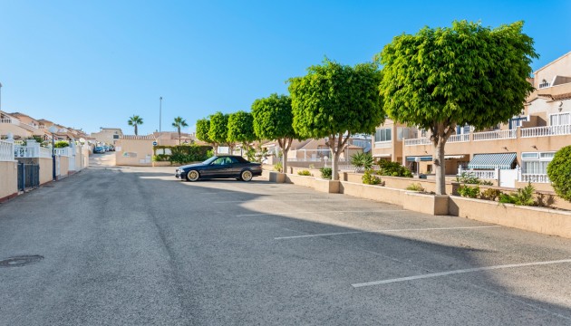 Перепродажа - Квартира - Torrevieja - La Ciñuela