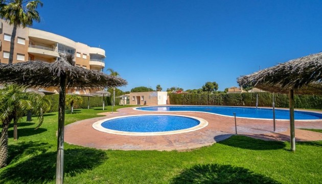 Begagnad - Lägenhet - Orihuela Costa - Campoamor