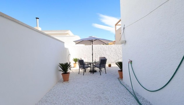 Begagnad - Bungalow - Torrevieja - Los Frutales