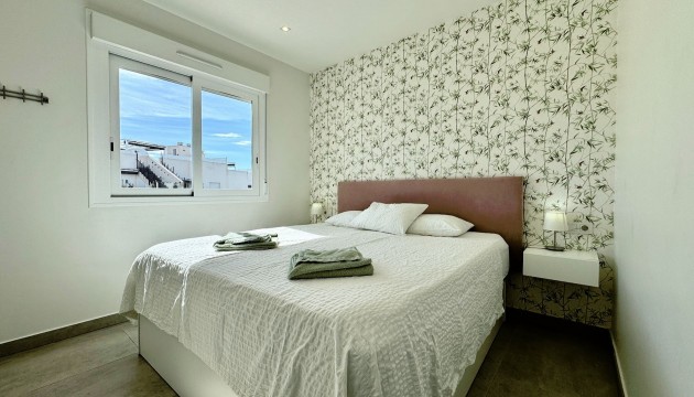 Begagnad - Bungalow - Torrevieja - Nueva Torrevieja - Aguas Nuevas