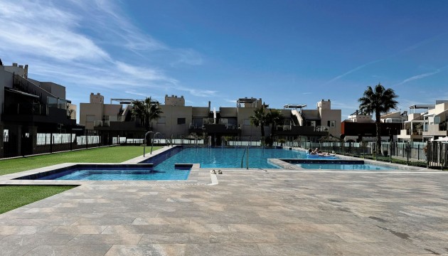 Herverkoop - Bungalow - Torrevieja - Nueva Torrevieja - Aguas Nuevas