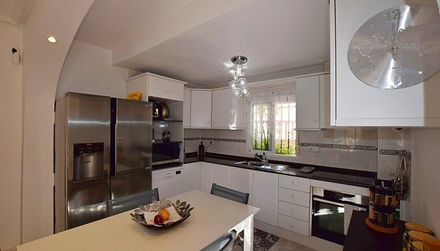 Resale - Detached Villa - Orihuela Costa - Villamartín