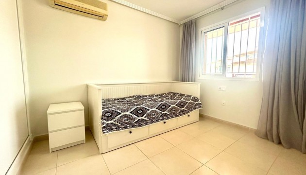 Reventa - Apartamento - Orihuela Costa - La Zenia