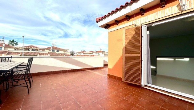 Wiederverkauf - Apartment - Orihuela Costa - La Zenia