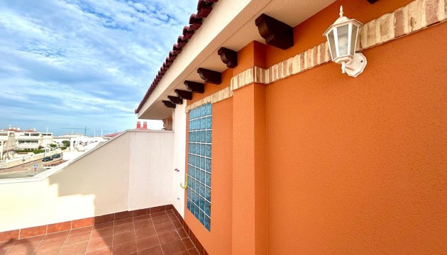 Перепродажа - Квартира - Orihuela Costa - La Zenia