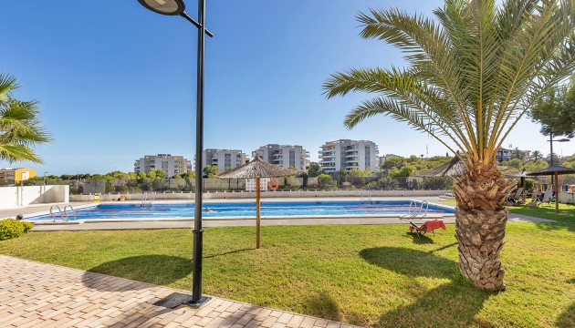 Reventa - Apartamento - Orihuela Costa - Villamartín