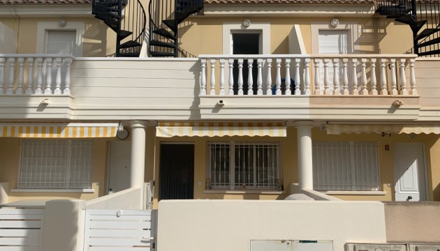 Перепродажа - Таунхаус - Orihuela Costa - Lomas de Cabo Roig