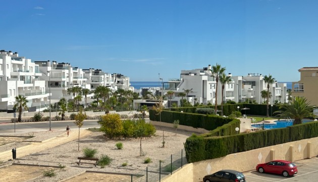 Resale - Apartment - Orihuela Costa - Punta Prima