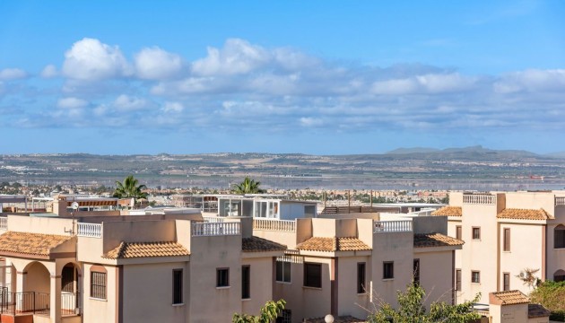 Resale - Bungalow - Torrevieja