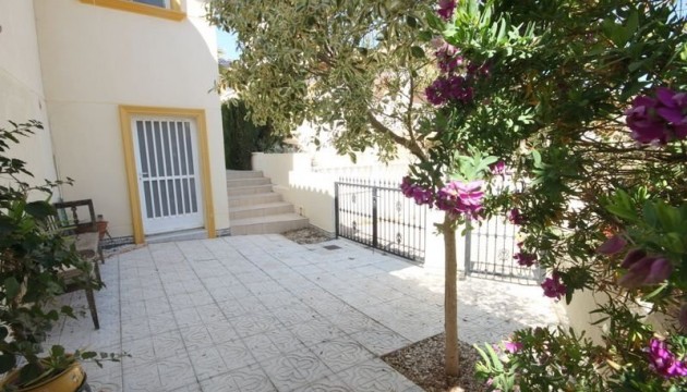 Wiederverkauf - Detached Villa - Orihuela Costa - La Zenia