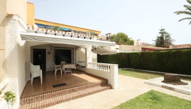 Resale - Semi Detached Villa - Orihuela Costa - Punta Prima