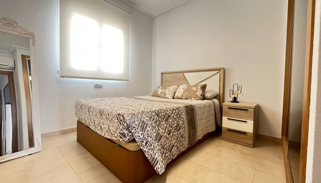 Resale - Apartment - Orihuela Costa - Los Dolses