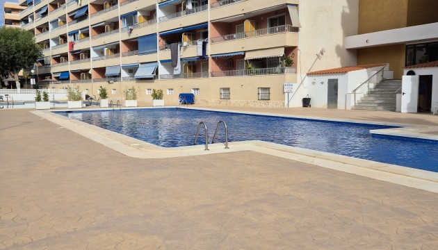 Herverkoop - Apartment - Orihuela Costa