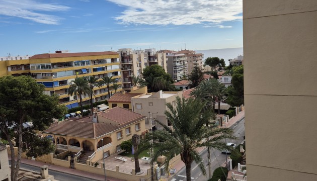 Herverkoop - Apartment - Orihuela Costa