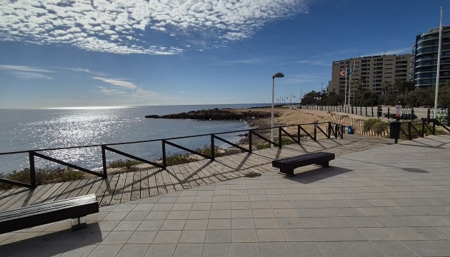 Herverkoop - Apartment - Orihuela Costa