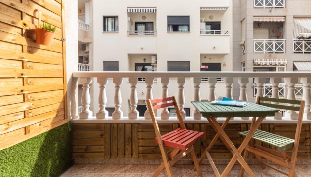 Herverkoop - Apartment - Torrevieja - Playa del Cura