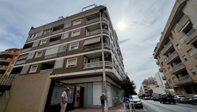 Herverkoop - Apartment - Torrevieja