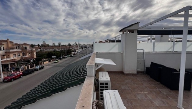 Перепродажа - Квартира - Orihuela Costa - La Zenia