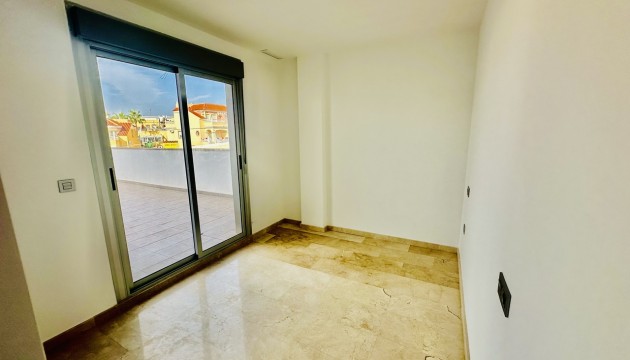 Resale - Apartment - Orihuela Costa - Villamartín