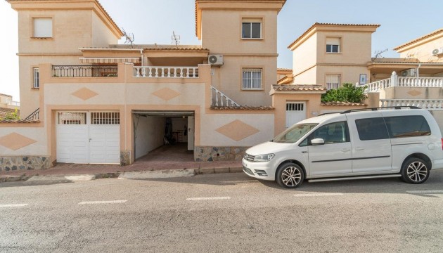 Перепродажа - Таунхаус - Torrevieja - Los Altos