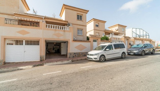 Wiederverkauf - Stadthaus - Torrevieja - Los Altos