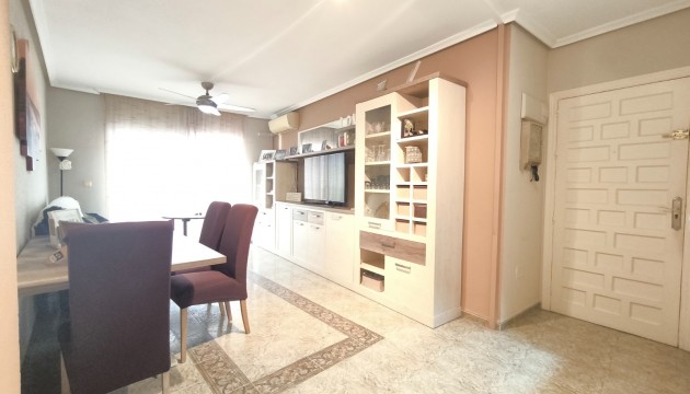 Перепродажа - Квартира - Torrevieja