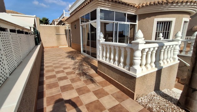 Reventa - Chalet Independiente - Torrevieja - Los Balcones