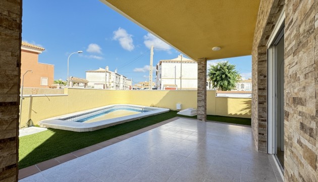 Resale - Detached Villa - Orihuela Costa - Villamartín