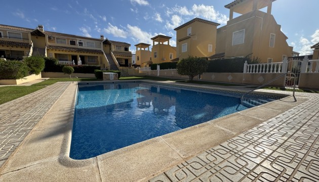 Herverkoop - Apartment - Orihuela Costa - Villamartín