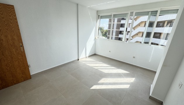 Wiederverkauf - Apartment - Orihuela Costa - La Zenia