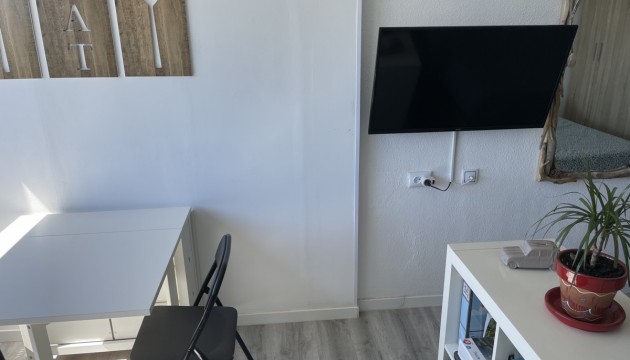 Resale - Apartment - Torrevieja - San Luis