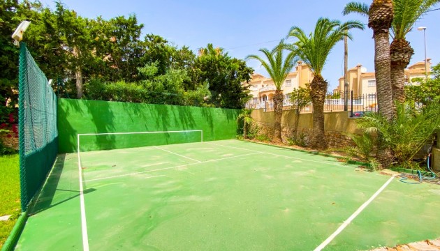 Resale - Detached Villa - Orihuela Costa - Villamartín