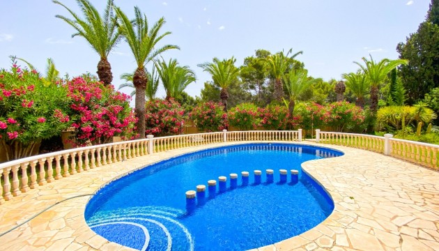 Wiederverkauf - Detached Villa - Orihuela Costa - Villamartín