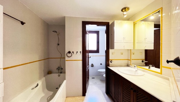 Resale - Apartment - Orihuela Costa - Punta Prima