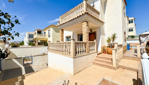 Begagnad - Fristående Villa - Orihuela Costa - Punta Prima