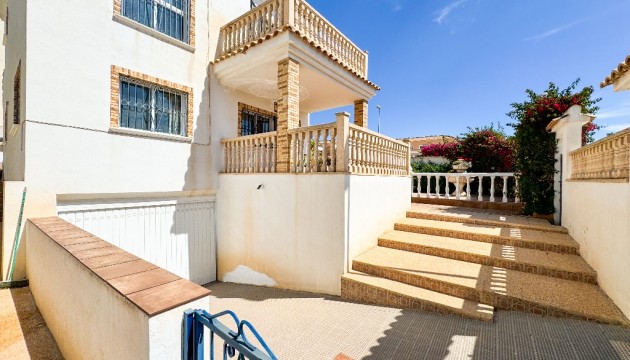 Wiederverkauf - Detached Villa - Orihuela Costa - Punta Prima