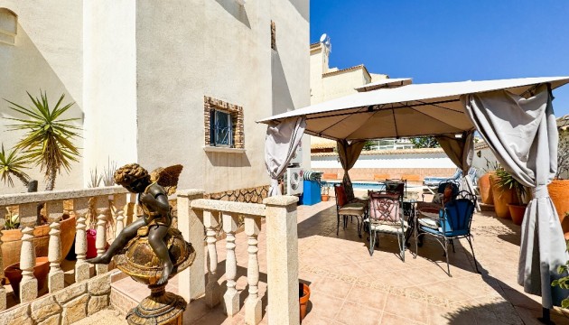 Resale - Detached Villa - Orihuela Costa - Punta Prima