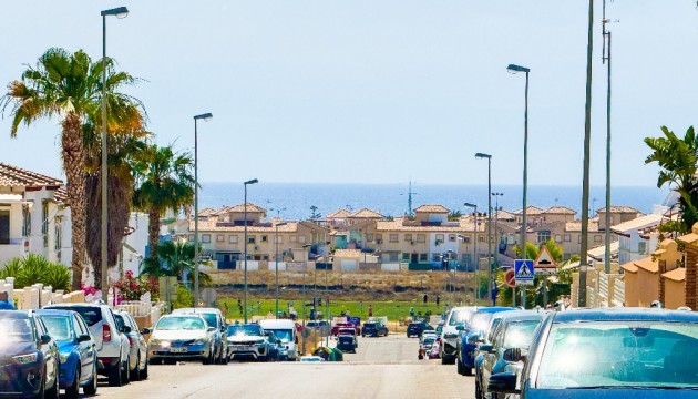 Wiederverkauf - Detached Villa - Orihuela Costa - Punta Prima