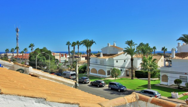 Resale - Apartment - Orihuela Costa - Villamartín