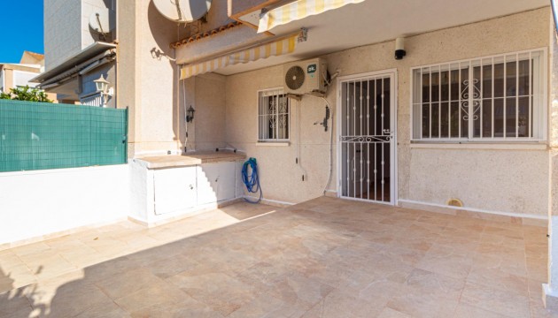 Resale - Townhouse - Torrevieja - Aguas Nuevas