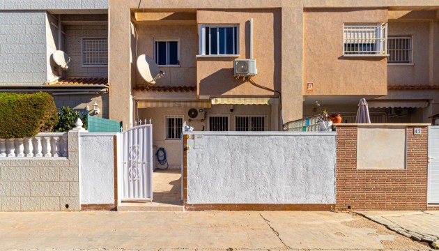 Перепродажа - Таунхаус - Torrevieja - Aguas Nuevas