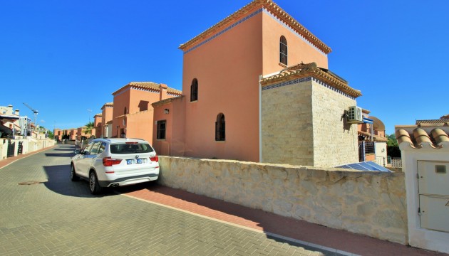 Herverkoop - Detached Villa - San Miguel de Salinas