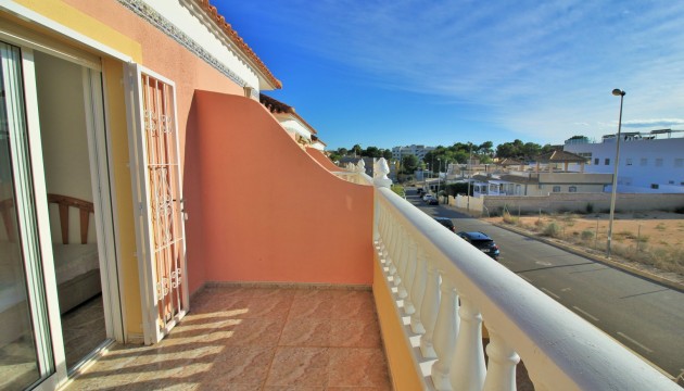 Resale - Townhouse - Orihuela Costa - Villamartín