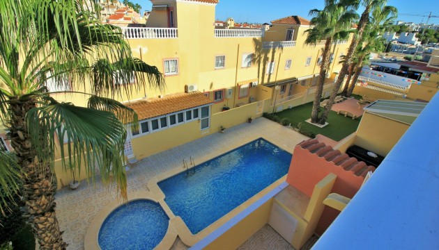 Resale - Townhouse - Orihuela Costa - Villamartín